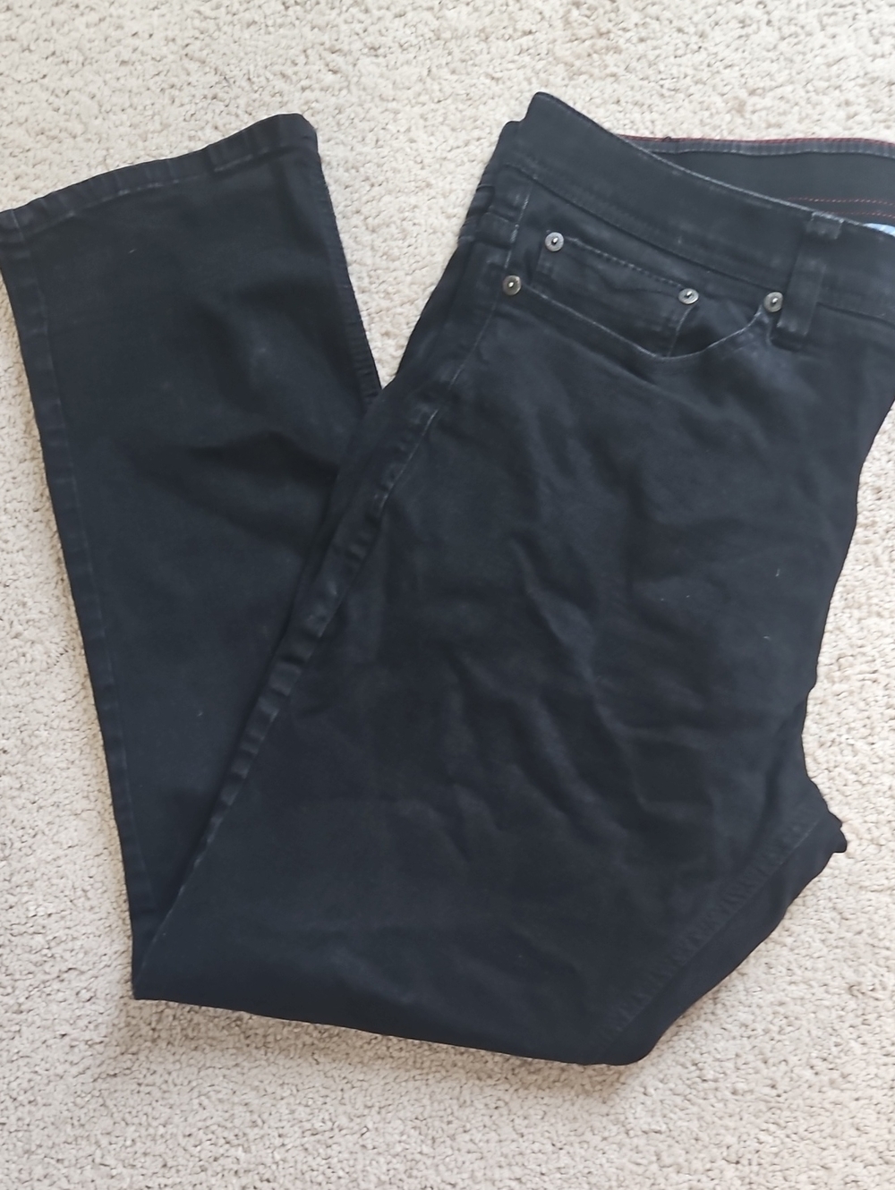 Classic Black Straight-Leg Jeans